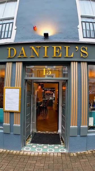 Daniels Bar and Restaurant